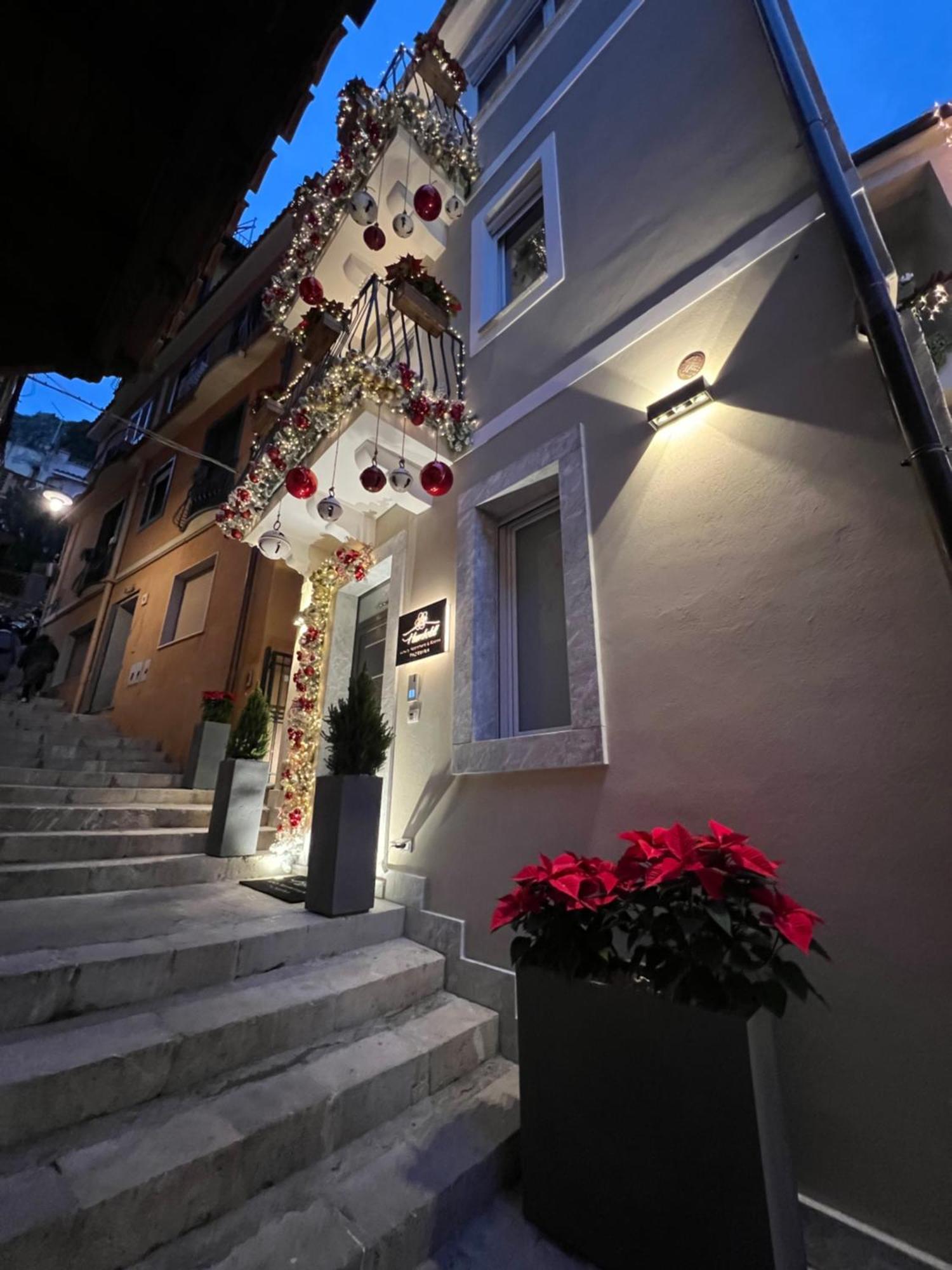 Humboldt Luxury Apartment & Rooms Taormina Exterior foto